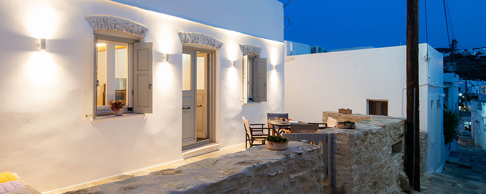 Ανακαίνιση σπιτιού στη Σίφνο - Sifnos real estate Davaris